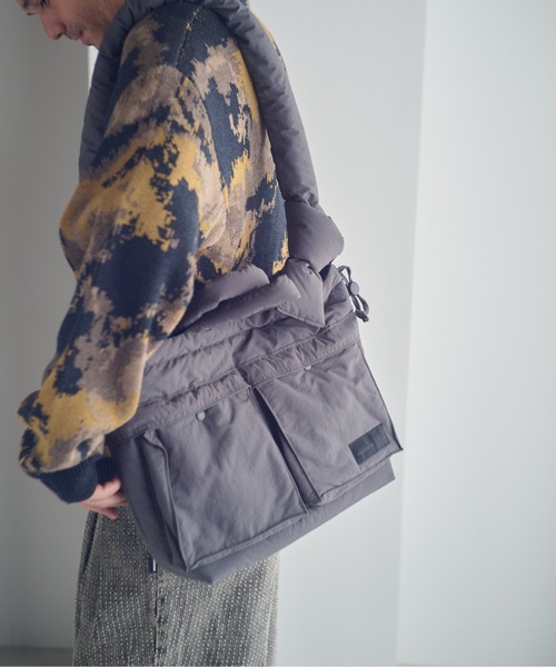 ADAM PATEK(アダムパテック)の「ADAMPATEK/padding helmet bag/中綿ヘルメットバッグ/(AP2529001)(ショルダーバッグ・レディース・ブラック/グレー・FREE)」の9枚目の写真