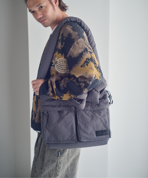 ADAM PATEK(アダムパテック)の「ADAMPATEK/padding helmet bag/中綿ヘルメットバッグ/(AP2529001)(ショルダーバッグ・レディース・ブラック/グレー・FREE)」の10枚目の写真