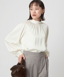 サテン スタンドネック ギャザー ブラウス