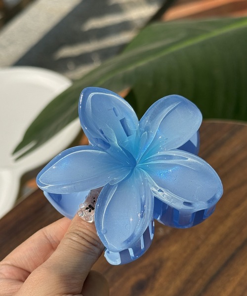 HALEY PESCA/プルメリアフラワー ヘアクリップ（バレッタ/ヘアクリップ