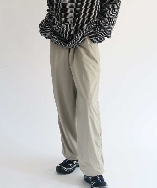 KALENO(カレノ)の「light nylon jogger pants(その他パンツ・レディース・ベージュ/グレー・FREE)」の1枚目の写真