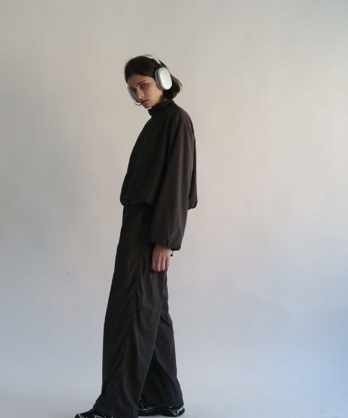 KALENO(カレノ)の「light nylon jogger pants(その他パンツ・レディース・ベージュ/グレー・FREE)」の9枚目の写真