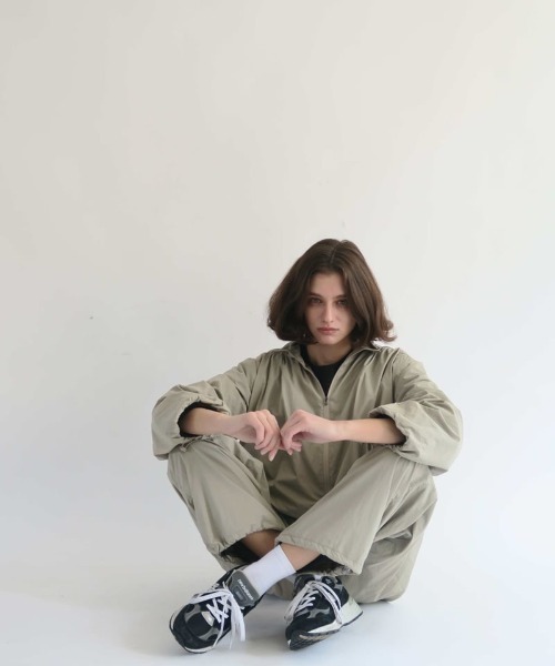 KALENO(カレノ)の「light nylon jogger pants(その他パンツ・レディース・ベージュ/グレー・FREE)」の14枚目の写真