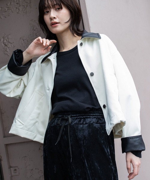 Munich（ミューニック）の「ナノコーデュロイ＆デニム×Octaショートカバーオール（カバーオール・レディース・ブラック/アイボリー/インディゴブルー/グレイッシュベージュ・S/XS）」の2枚目の写真