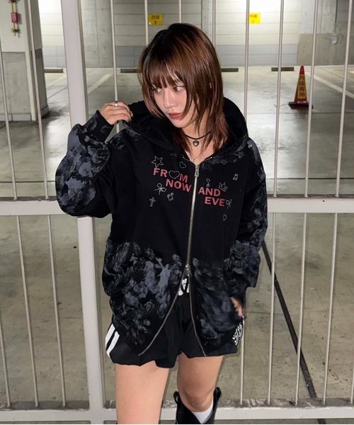 sedacle girl(セダクルガール)の「ダートラインストーンパーカー(パーカー・レディース・ブラック/ベージュ・FREE)」の7枚目の写真