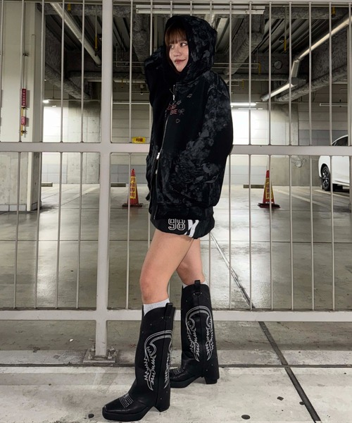 sedacle girl(セダクルガール)の「ダートラインストーンパーカー(パーカー・レディース・ブラック/ベージュ・FREE)」の16枚目の写真