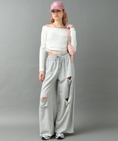ANAP(アナップ)の「スタッズ ロゴ レース ヘム ワンショルダー リブ トップス(Tシャツ/カットソー・レディース・ブラック/ホワイト・F)」の10枚目の写真