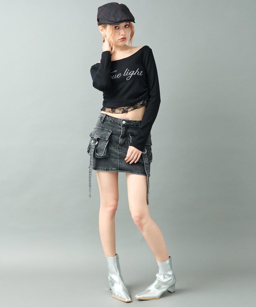 ANAP(アナップ)の「スタッズ ロゴ レース ヘム ワンショルダー リブ トップス(Tシャツ/カットソー・レディース・ブラック/ホワイト・F)」の7枚目の写真