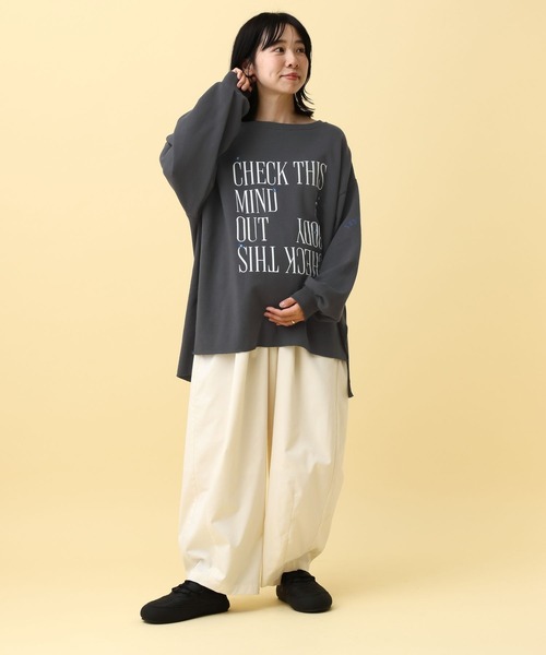 LEPSIM(レプシィム)の「【産前・産後対応】マタニティ/裏毛ロゴ刺繍スウェット 591258(マタニティウェア/グッズ・レディース・チャコールグレー/杢グレー/ベージュ・FREE)」の17枚目の写真