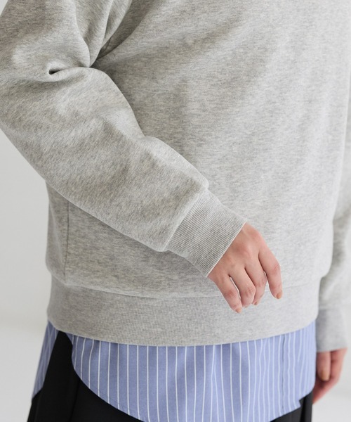 Honeys(ハニーズ)の「【ハニぽか】裏起毛ゆるスウェット(スウェット・レディース・スミクロ/杢グレー/ブルー/ピンク/グリーン/ライトベージュ/ブラック・M/LL/L/3L/S)」の11枚目の写真