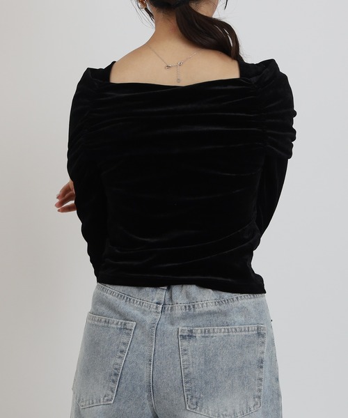 TRUDEA（トルディア）の「ベロアオフショルプルオーバー（Tシャツ/カットソー・レディース・ブラウン/グレイッシュブルー/ブラック・MEDIUM）」の14枚目の写真