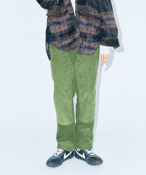 Green　Parks（グリーンパークス）の「■WITH KURUMI NAKATA コーデュロイパンツ（その他パンツ・レディース・ブラウン/グリーン・FREE）」の2枚目の写真