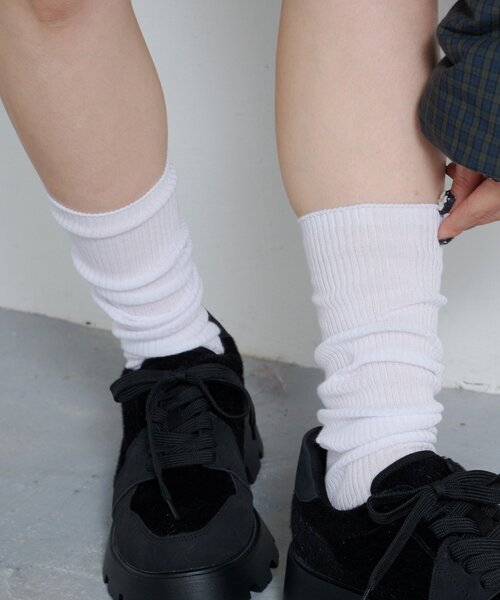 Kastane（カスタネ）の「【4色展開】カラバリハイソックス（ソックス/靴下・レディース・カーキ/ホワイト/キャメル/ブラウン・FREE）」の5枚目の写真