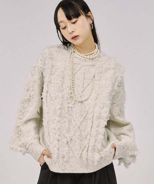 Ezick(エジック)の「cable fringe mix knit ケーブルフリンジミックスニット(ニット/セーター・レディース・アイボリー/ライトグレー/ライトブルー・FREE)」の14枚目の写真