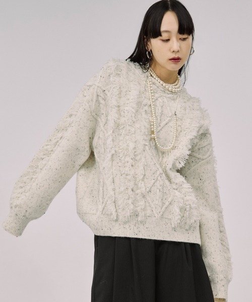 Ezick(エジック)の「cable fringe mix knit ケーブルフリンジミックスニット(ニット/セーター・レディース・アイボリー/ライトグレー/ライトブルー・FREE)」の17枚目の写真