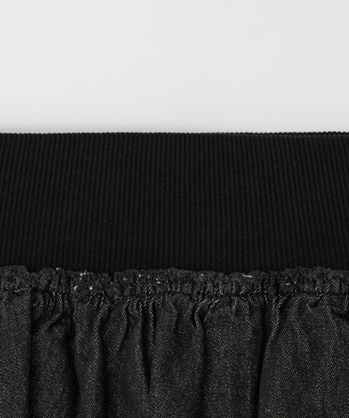 RONRON(ロンロン)の「CANCAN RUFFLE BANDING DENIM PANTSKIRT BLACK(スカート・レディース・その他・FREE)」の3枚目の写真