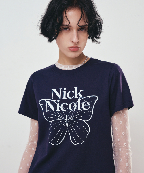 NICK&NICOLE(ニックアンドニコール)の「BUTTERFLY NICOLE LABEL SLIM TOP_NAVY WHITE(Tシャツ/カットソー・レディース・その他・FREE)」の2枚目の写真