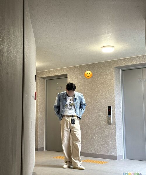 DNSR(ディーエヌエスアール)の「カーブドチノパンツベージュ(その他パンツ・メンズ・その他・LARGE/X-LARGE/SMALL/MEDIUM)」の6枚目の写真