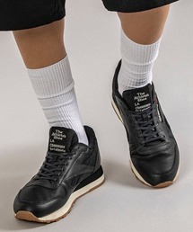 Reebok(���[�{�b�N)�̃N���V�b�N���U�[ 1983 ���B���e�[�W / CLASSIC LEATHER 1983 VINTAGE(�X�j�[�J�[)