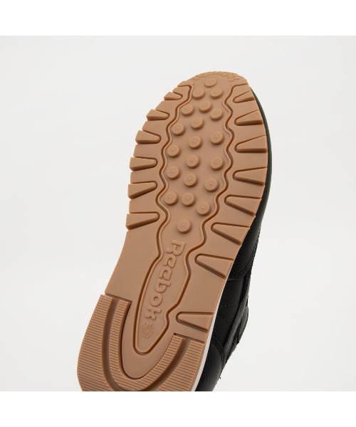 Reebok(リーボック)の「クラシックレザー 1983 ヴィンテージ / CLASSIC LEATHER 1983 VINTAGE(スニーカー・メンズ・ホワイト/ブラック・23.0cm/23.5cm/24.5cm/24.0cm/25.0cm/25.5cm/26.0cm/26.5cm/27.0cm/27.5cm/28.0cm/28.5cm/29.0cm)」の9枚目の写真