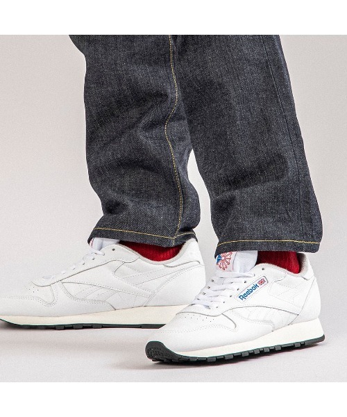 Reebok(リーボック)の「クラシックレザー 1983 ヴィンテージ / CLASSIC LEATHER 1983 VINTAGE(スニーカー・メンズ・ホワイト/ブラック・23.0cm/23.5cm/24.5cm/24.0cm/25.0cm/25.5cm/26.0cm/26.5cm/27.0cm/27.5cm/28.0cm/28.5cm/29.0cm)」の12枚目の写真