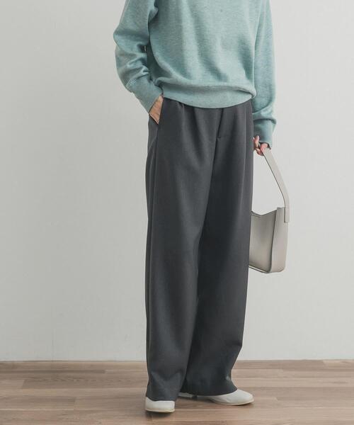 URBAN RESEARCH DOORS（アーバンリサーチドアーズ）の「『UR TECH SMOOTHLUXE』ワイドトラウザー（その他パンツ・レディース・アイボリー/チャコールグレー・SMALL/MEDIUM）」の7枚目の写真