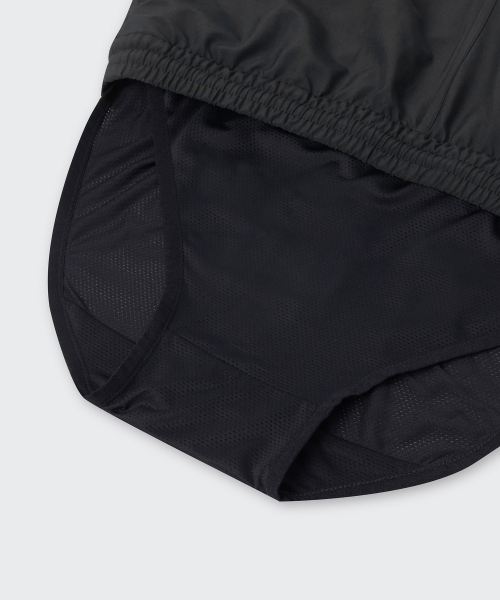 MUSINSA STANDARD（ムシンサスタンダード）の「エッセンシャルスイムショーツ[ブラック]（その他パンツ・メンズ・その他・26/28/38/42/36/34/32/30/40）」の8枚目の写真