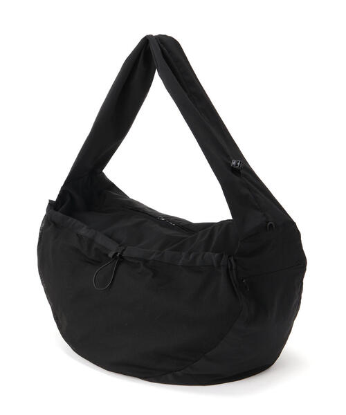 The Make Happy Studio(ザメイクハッピーストゥディオ)の「The Make Happy Studio/ザメイクハッピーストゥディオ/CROSS BODY BAG(トートバッグ・メンズ・ブラック・F)」の1枚目の写真
