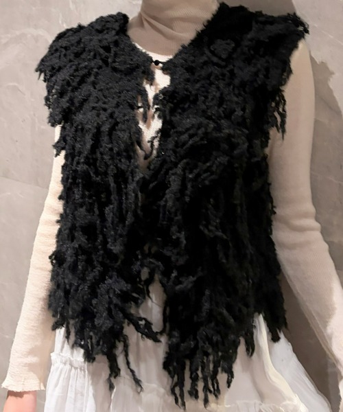 Olu.（オルドット）の「フリンジニットベスト（ベスト・レディース・ブラック/アイボリー/グレー・FREE）」の15枚目の写真