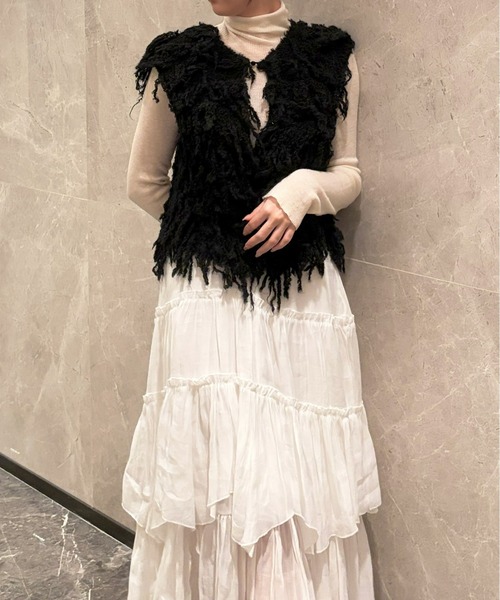 Olu.（オルドット）の「フリンジニットベスト（ベスト・レディース・ブラック/アイボリー/グレー・FREE）」の18枚目の写真