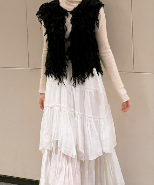 Olu.（オルドット）の「フリンジニットベスト（ベスト・レディース・ブラック/アイボリー/グレー・FREE）」の19枚目の写真