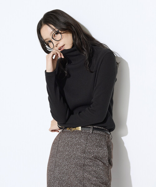 COMME CA（コムサ）の「ラグウォームリブニット タートルネックプルオーバー（Tシャツ/カットソー・レディース・レッド/ブルー系その他/ベージュ/オフホワイト/ブラック・11号/9号）」の2枚目の写真