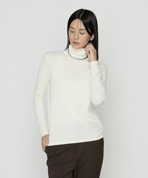 COMME CA（コムサ）の「ラグウォームリブニット タートルネックプルオーバー（Tシャツ/カットソー・レディース・レッド/ブルー系その他/ベージュ/オフホワイト/ブラック・11号/9号）」の10枚目の写真