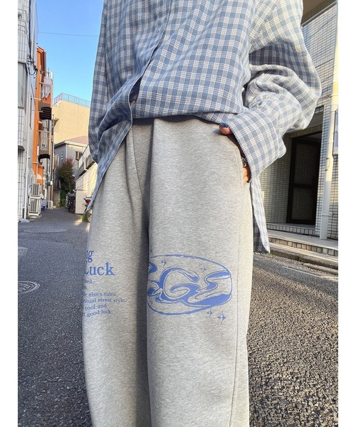 BGL(ビージーエル)の「PRINT SWEAT PANTS(スウェットパンツ・レディース・ブラック/グレー・XL/L/M/S)」の4枚目の写真