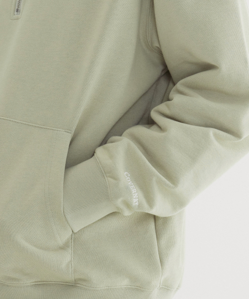 COVERNAT(カバーナット)の「Cロゴハーフジップマンツーマンライトカーキ(その他トップス・レディース・その他・X-LARGE/SMALL/MEDIUM/LARGE)」の5枚目の写真