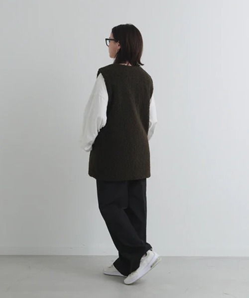 merrylatte（メリーラテ）の「オーバーデザインボアベスト（ベスト・レディース・ベージュ/ブラウン・FREE）」の3枚目の写真