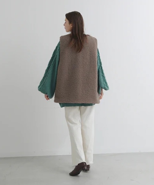 merrylatte（メリーラテ）の「オーバーデザインボアベスト（ベスト・レディース・ベージュ/ブラウン・FREE）」の9枚目の写真