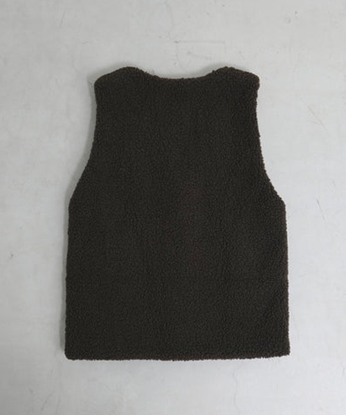 merrylatte（メリーラテ）の「オーバーデザインボアベスト（ベスト・レディース・ベージュ/ブラウン・FREE）」の11枚目の写真