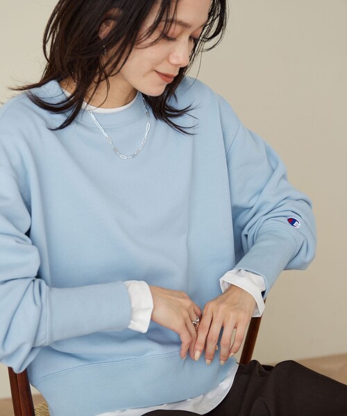 Champion(チャンピオン)の「【別注】<Champion>ロングスリーブ スウェット プルオーバー(スウェット・レディース・ナチュラル/ブラック/ライトブルー・FREE)」の7枚目の写真