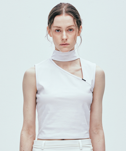 S SY(エスエスワイ)の「バミューダバックストリングホルターネックホワイト(Tシャツ/カットソー・レディース・その他・SMALL/MEDIUM)」の1枚目の写真