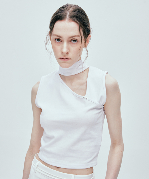 S SY(エスエスワイ)の「バミューダバックストリングホルターネックホワイト(Tシャツ/カットソー・レディース・その他・SMALL/MEDIUM)」の2枚目の写真