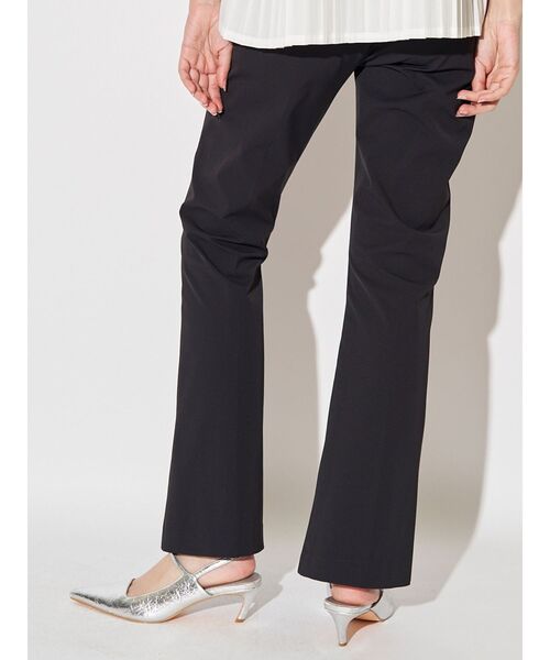 ELENDEEK（エレンディーク）の「スリットスリムパンツ（その他パンツ・レディース・オフホワイト/ブラック・01/02）」の5枚目の写真