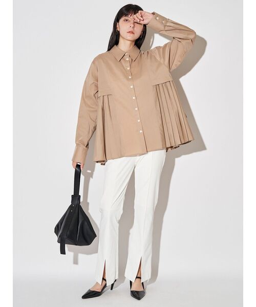 ELENDEEK（エレンディーク）の「スリットスリムパンツ（その他パンツ・レディース・オフホワイト/ブラック・01/02）」の15枚目の写真