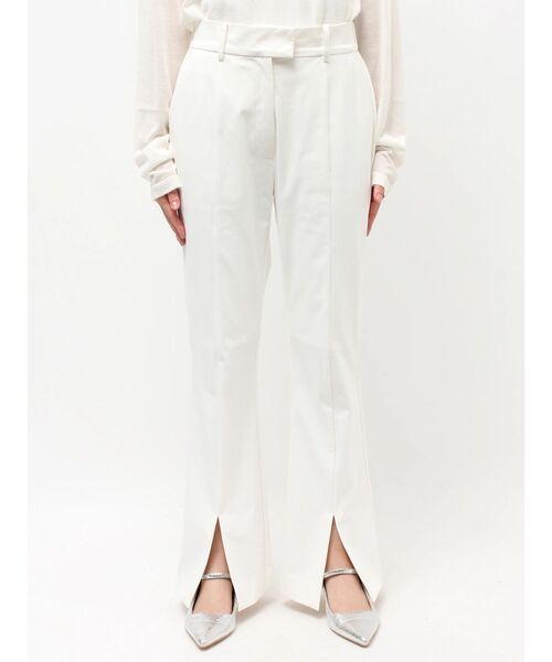 ELENDEEK(エレンディーク)の「スリットスリムパンツ(その他パンツ・レディース・オフホワイト/ブラック・01/02)」の8枚目の写真