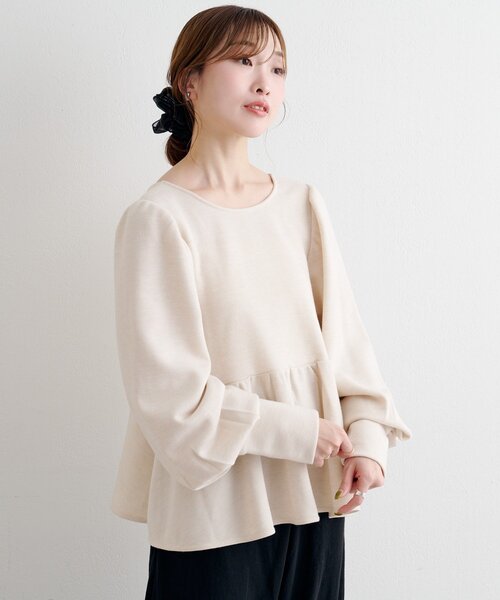 Kastane（カスタネ）の「【一部店舗限定/セットアップ対応】B ニットライクスウェットペプラムトップス（スウェット・レディース・グレー/チャコールグレー/アイボリー・FREE）」の5枚目の写真