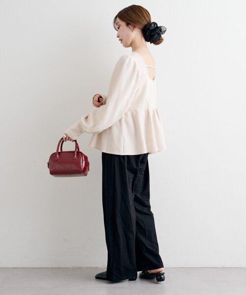 Kastane（カスタネ）の「【一部店舗限定/セットアップ対応】B ニットライクスウェットペプラムトップス（スウェット・レディース・グレー/チャコールグレー/アイボリー・FREE）」の12枚目の写真