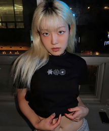 (W) Nativity Mm Crop Tee (BLACK)