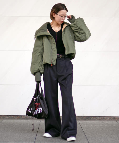 R13(アールサーティーン)の「【R13/アールサーティーン】OVERSIZED PADDED FLIGHT JACKET(ミリタリージャケット・レディース・カーキ・FREE)」の15枚目の写真