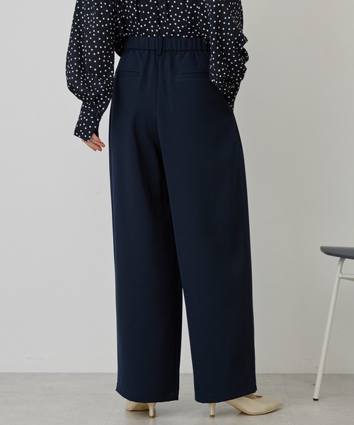 AMERICAN HOLIC(アメリカンホリック)の「【イージーケア】タックストレートパンツ(その他パンツ・レディース・ネイビー/ブラック・L/M)」の16枚目の写真