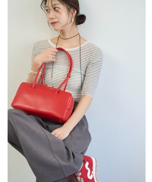 emmi（エミ）の「レザーボストンバッグ（ボストンバッグ・レディース・シルバー/ブラック/レッド/ライム・F）」の20枚目の写真